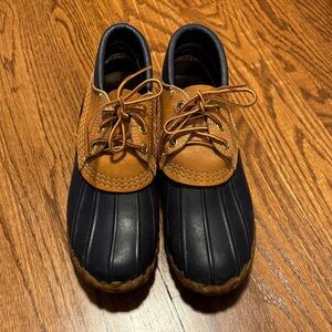 L L Bean Maine Hunting Shoe - size 7